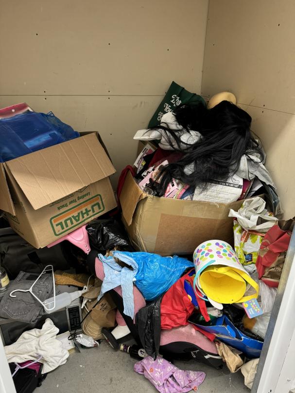 Storage Unit Auction in Niagara Falls , NY at UHaul of Niagara Falls ends on 9th April, 2024 9